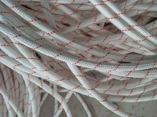 Comparison of Several Materials for Ropes and Marine Ropes